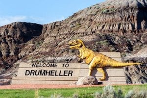 dinosour statue