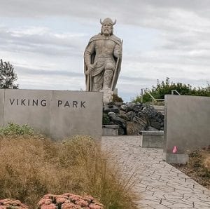Gimli Viking Statue