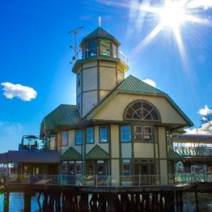 Lighthouse Bistro & Pub