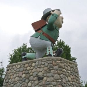 “Flinty” Statue
