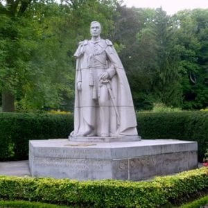 King George VI Statue
