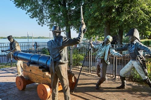 men sculptures