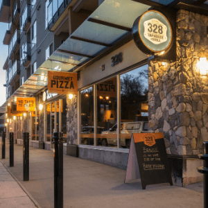 328 Taphouse + Grill