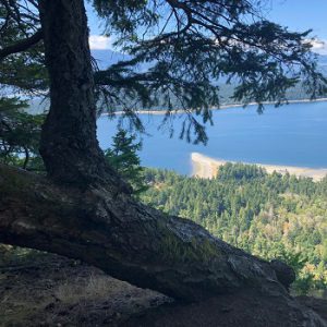 Mount Geoffrey Escarpment Provincial Park