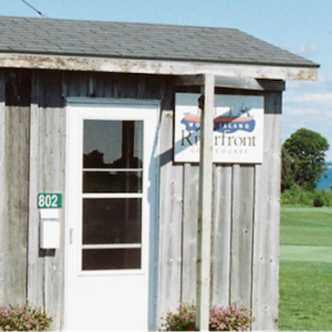 Wolfe Island Riverfront Golf Course