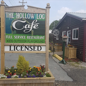 Hollow Log Café