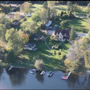 The Saucy Willow Inn & Cottages