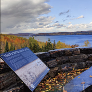 Kamaniskeg Lake Lookout