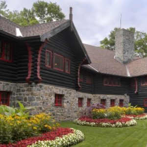 Fairmont Le Chateau Montbello